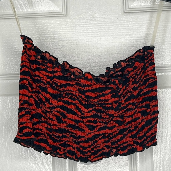Windsor NWT!! Coord Zebra print 2 piece set with crop top and wide leg pants - Picture 5 of 12